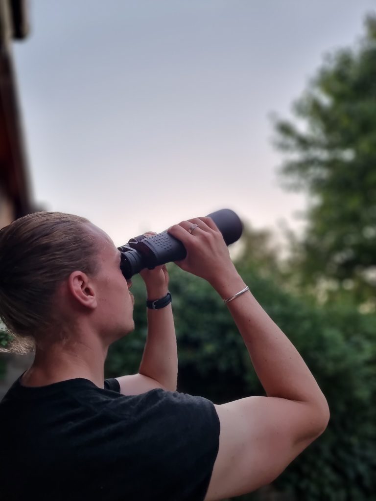 What Is a Good Magnification For a Telescope [What Do I Need?]