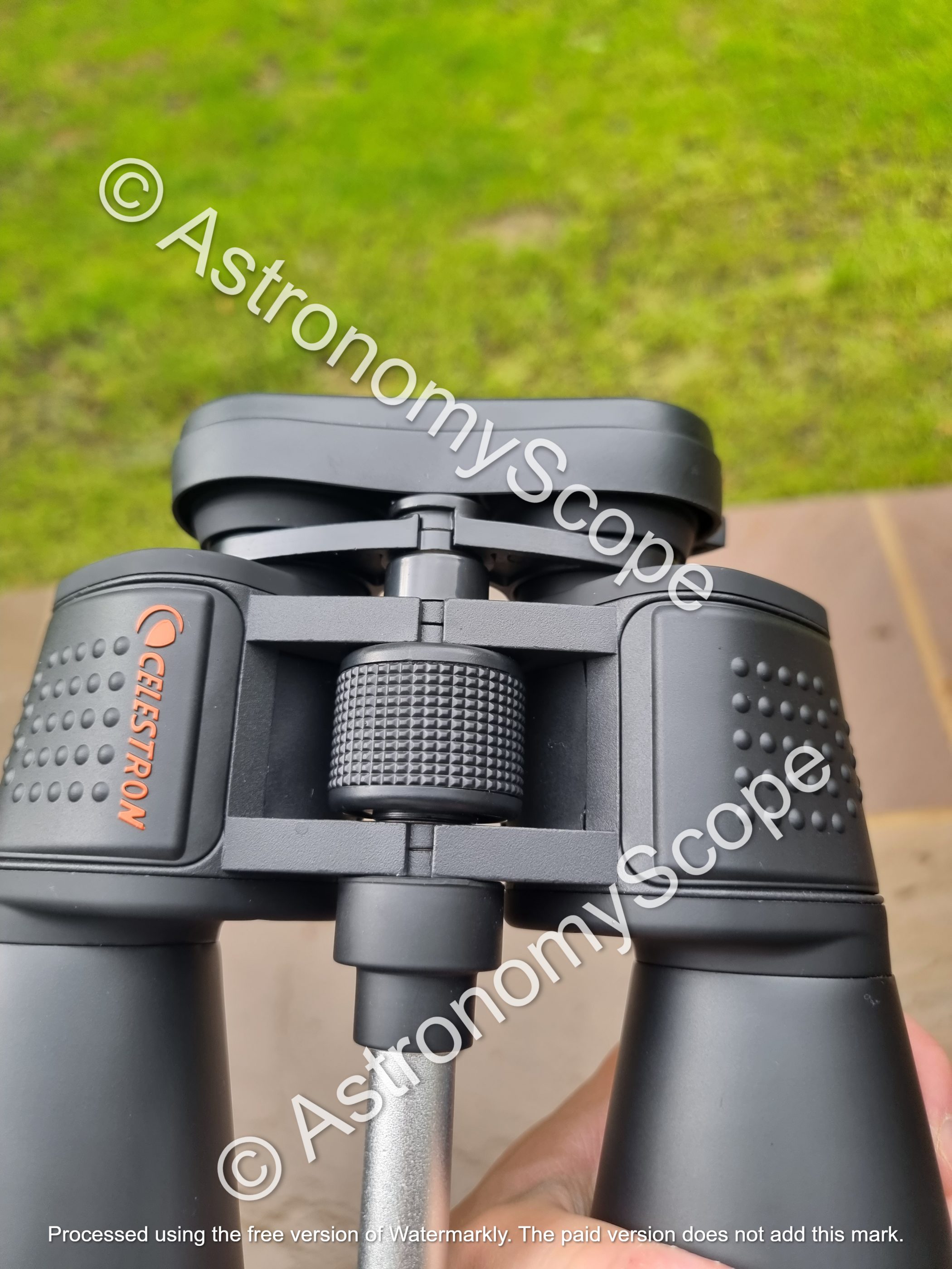 Celestron SkyMaster 20x80 Binoculars Dial